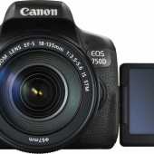 Straty a nálezy - Fotoaparát Canon EOS 750D aj s mikrofonom v púzdre s veľkým odznakom UNICEF, Hlohovec