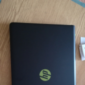 Straty a nálezy - Stratený notebook HP zelený v čiernej taške vo vlaku, Slovenská republika